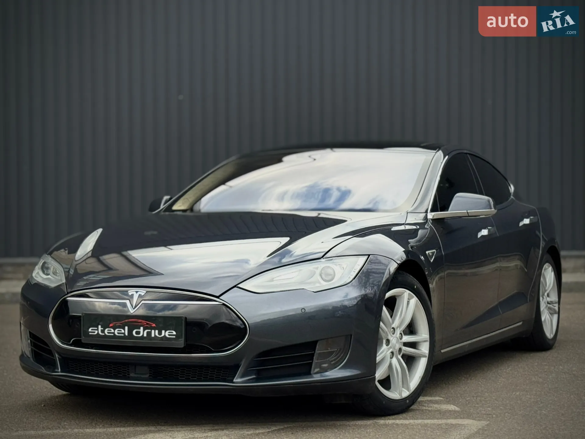 2015 Tesla Model S - мініатюра 4