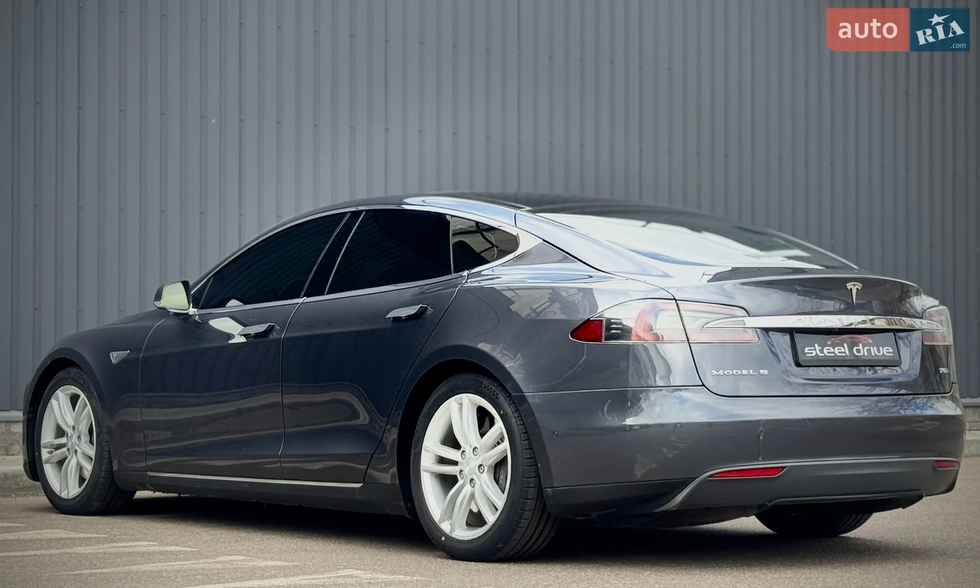 2015 Tesla Model S - мініатюра 8