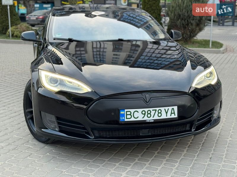 Лифтбек Tesla Model S 2015 в Львове фото 8 Лифтбек Tesla Model S 2015 в Львове