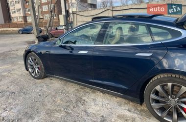 Лифтбек Tesla Model S 2014 в Киеве