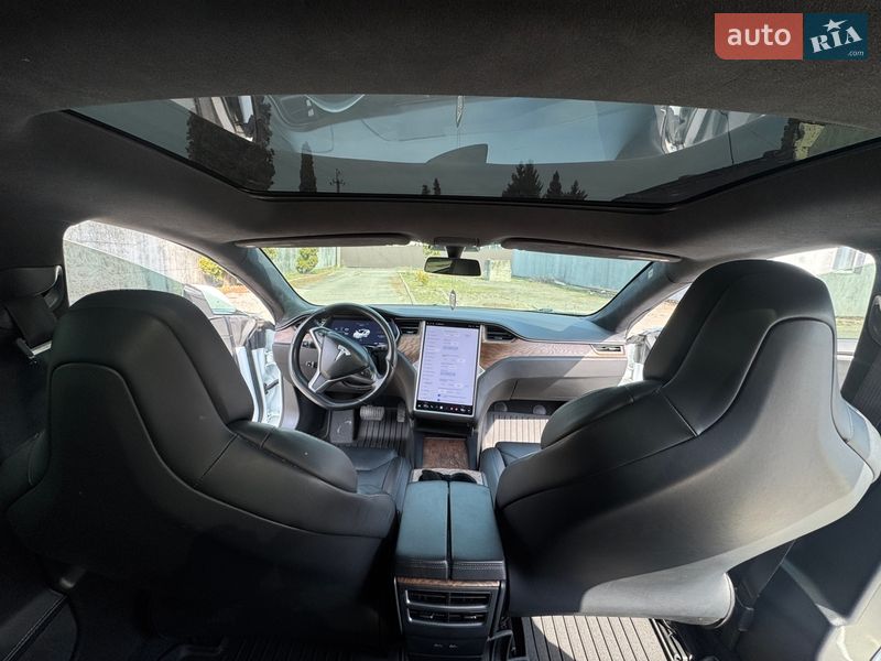 Ліфтбек Tesla Model S 2018 в Софіївській Борщагівці