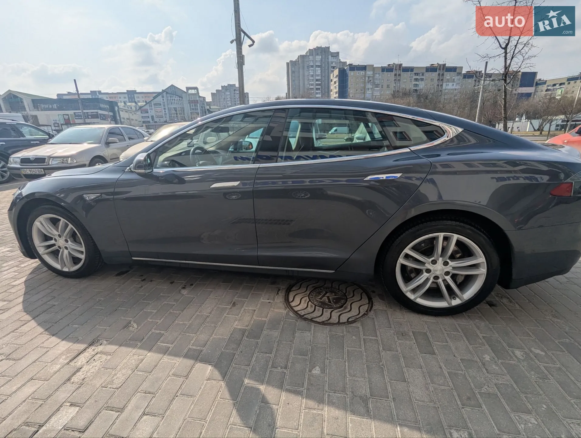 2015 Tesla Model S - мініатюра 14