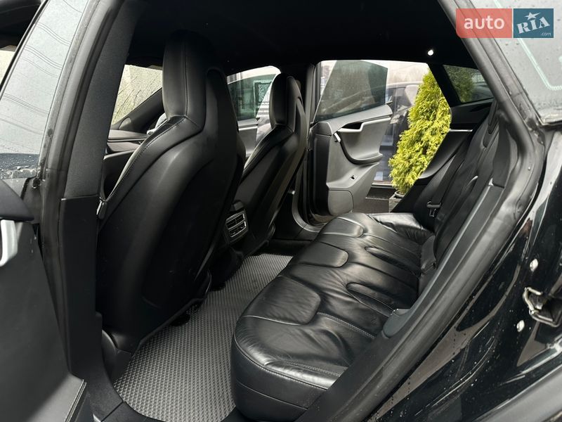 Лифтбек Tesla Model S 2014 в Харькове фото 16 Лифтбек Tesla Model S 2014 в Харькове