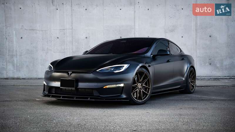 Лифтбек Tesla Model S 2021 в Киеве