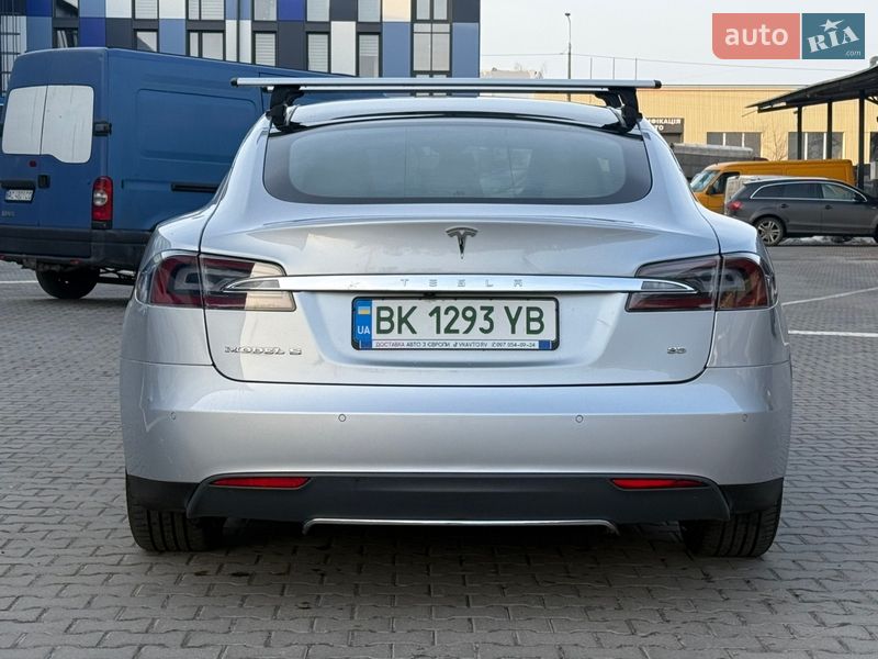 Ліфтбек Tesla Model S 2014 в Рівному фото 11 Ліфтбек Tesla Model S 2014 в Рівному