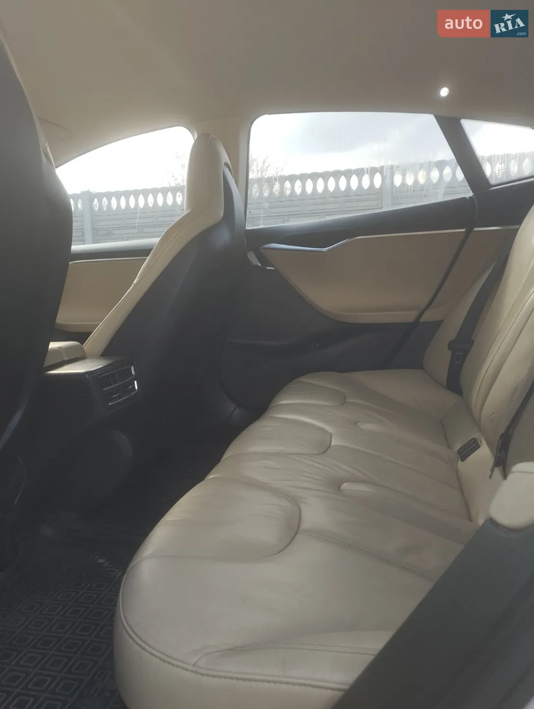 2013 Tesla Model S - мініатюра 8