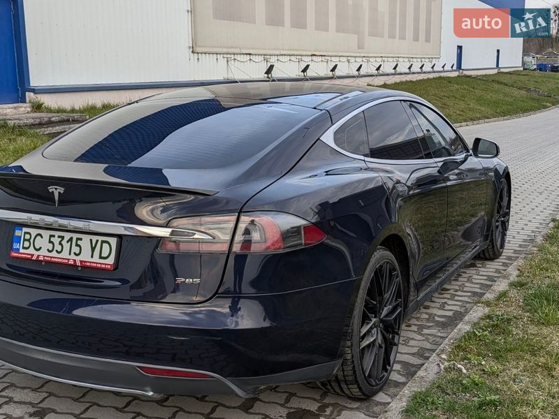 Лифтбек Tesla Model S 2013 в Львове фото 4 Лифтбек Tesla Model S 2013 в Львове