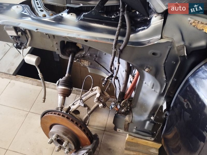 Ліфтбек Tesla Model S 2016 в Теплодарі фото 21 Ліфтбек Tesla Model S 2016 в Теплодарі