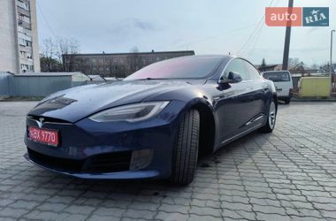 Ліфтбек Tesla Model S 2017 в Львові фото 2 Ліфтбек Tesla Model S 2017 в Львові