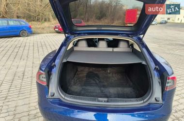 Ліфтбек Tesla Model S 2017 в Львові фото 14 Ліфтбек Tesla Model S 2017 в Львові