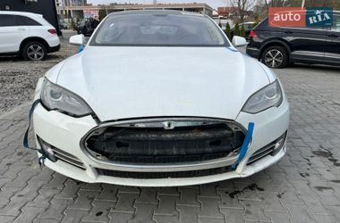 Ліфтбек Tesla Model S 2013 в Львові