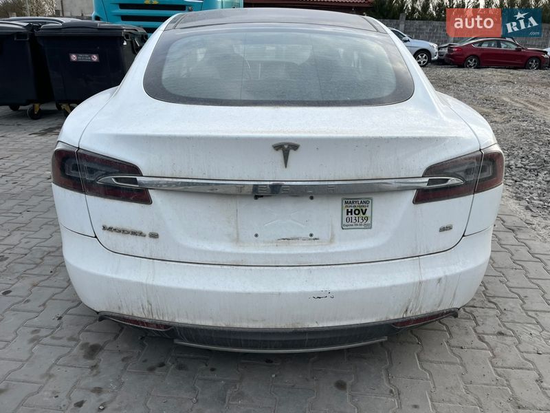 Лифтбек Tesla Model S 2013 в Львове фото 6 Лифтбек Tesla Model S 2013 в Львове