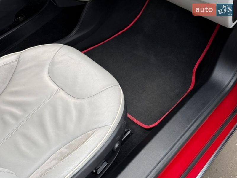 Ліфтбек Tesla Model S 2013 в Умані фото 16 Ліфтбек Tesla Model S 2013 в Умані