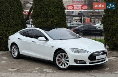 Лифтбек Tesla Model S 2015 в Одессе