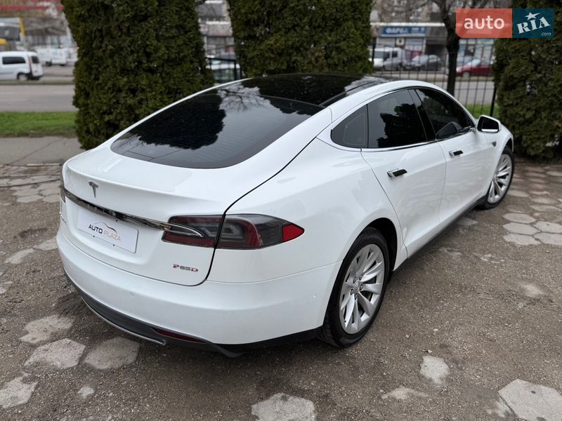 Лифтбек Tesla Model S 2015 в Одессе