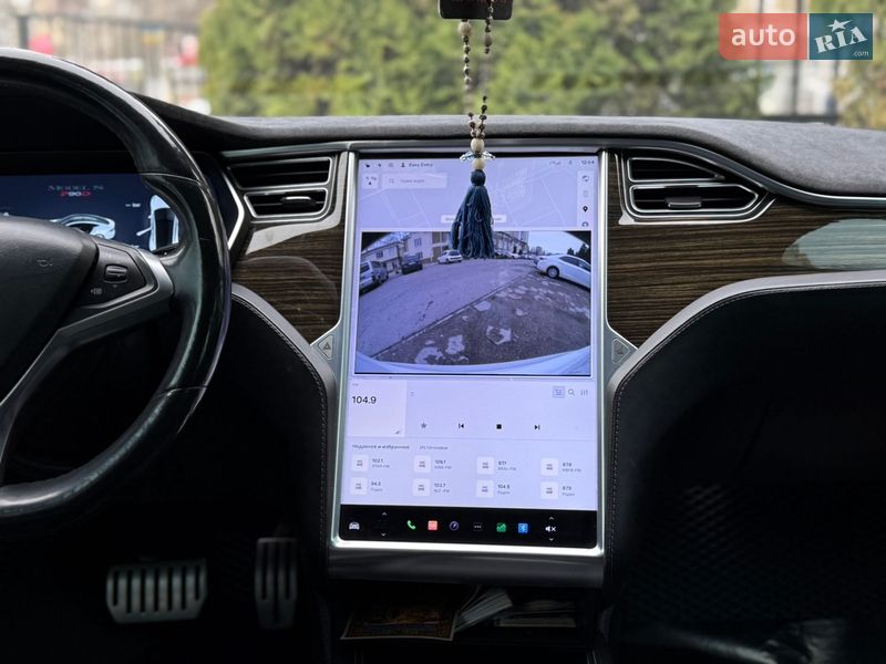 Лифтбек Tesla Model S 2015 в Одессе