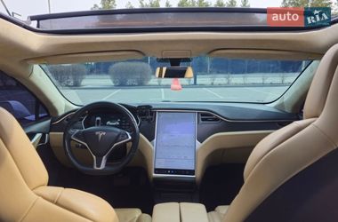 Лифтбек Tesla Model S 2017 в Украинке