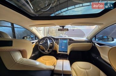Ліфтбек Tesla Model S 2012 в Києві