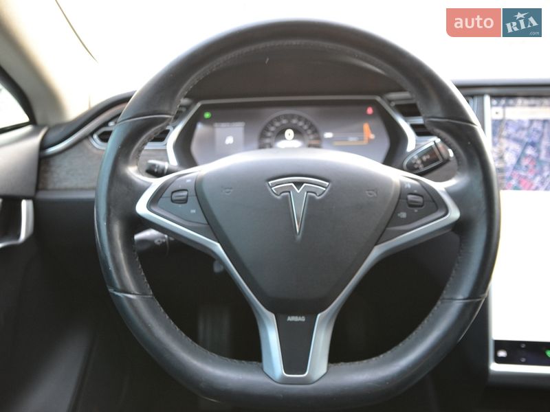 Ліфтбек Tesla Model S 2013 в Луцьку