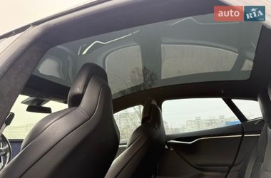 Лифтбек Tesla Model S 2017 в Запорожье