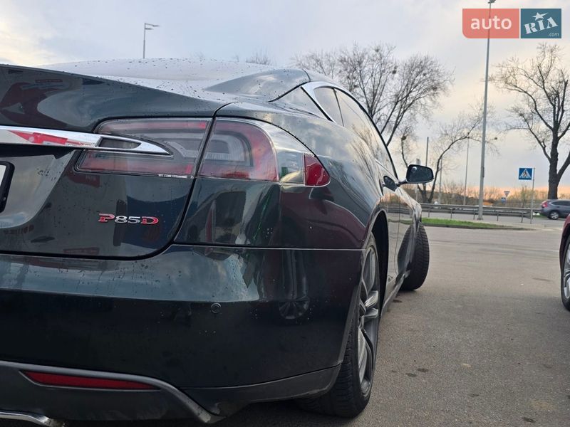 Ліфтбек Tesla Model S 2012 в Києві
