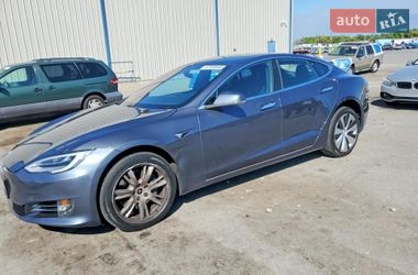 Лифтбек Tesla Model S 2020 в Чернигове