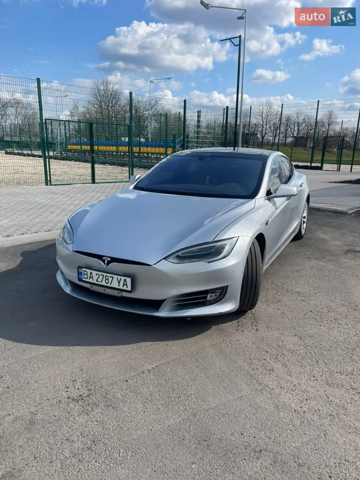 2015 Tesla Model S - мініатюра 21