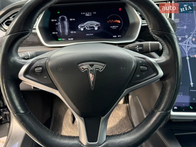 Лифтбек Tesla Model S 2017 в Киеве фото 22 Лифтбек Tesla Model S 2017 в Киеве