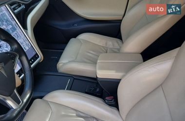 Ліфтбек Tesla Model S 2017 в Кропивницькому