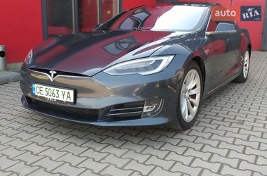 Ліфтбек Tesla Model S 2016 в Чернівцях