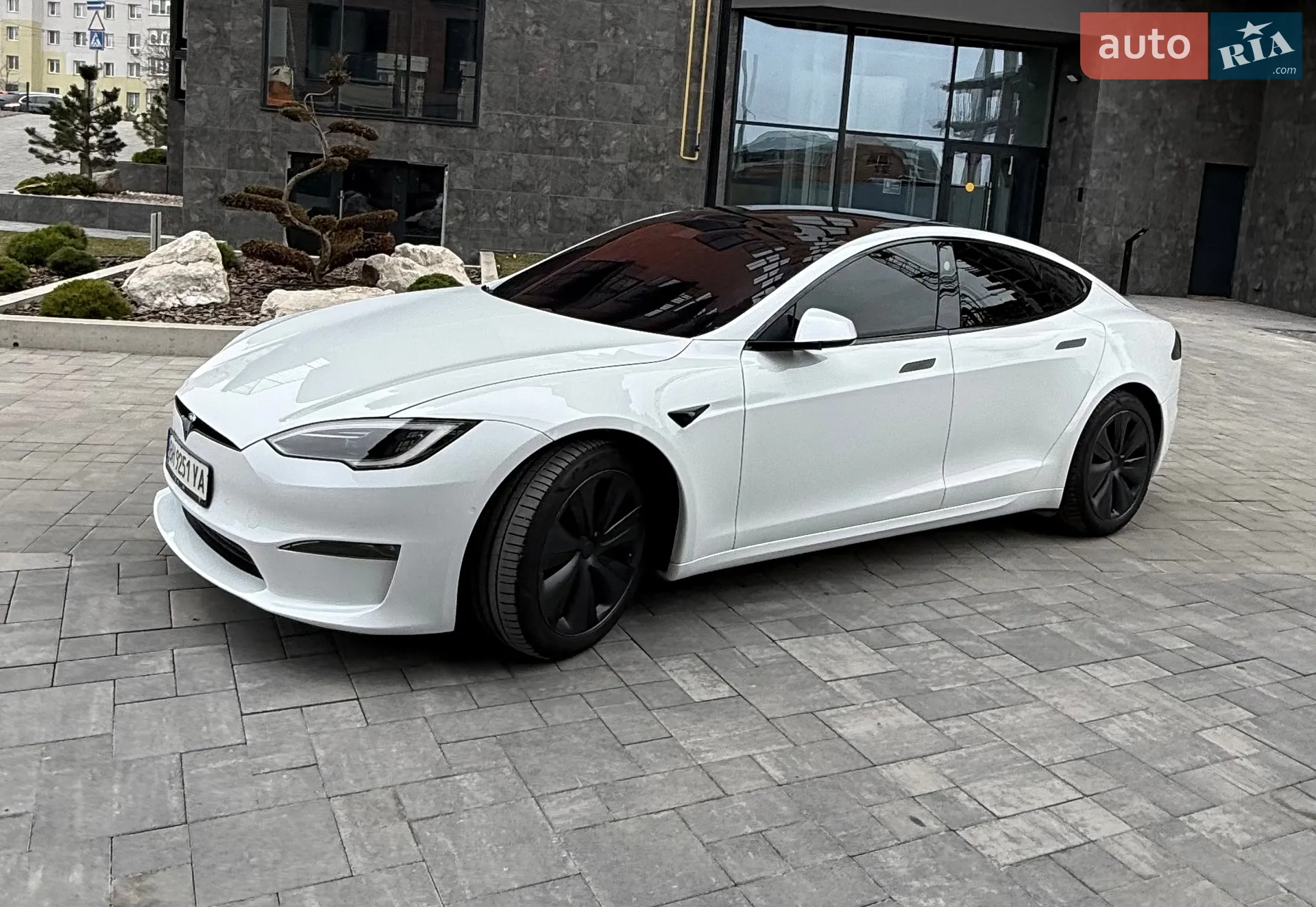 2022 Tesla Model S - мініатюра 18