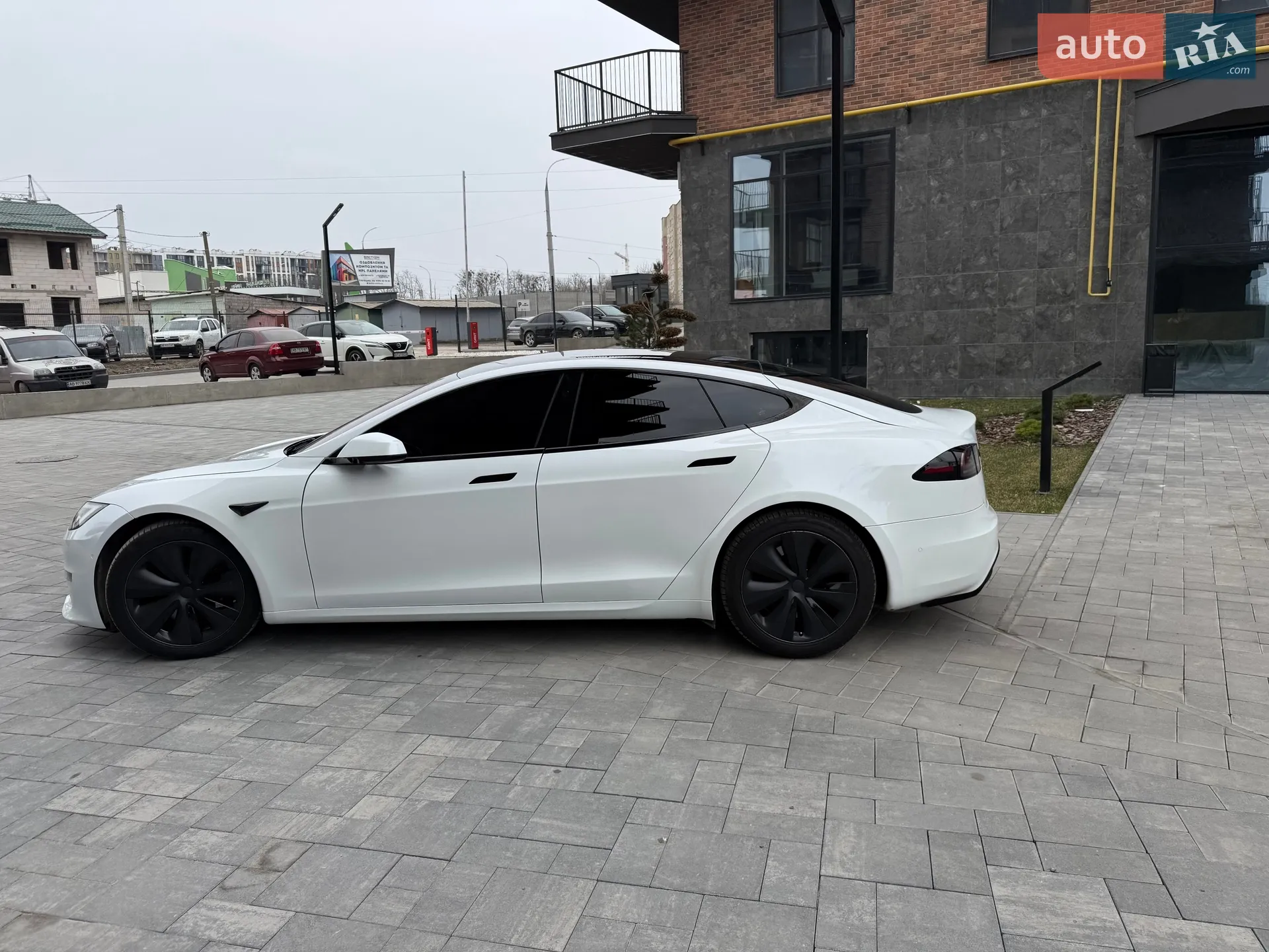 2022 Tesla Model S - мініатюра 82