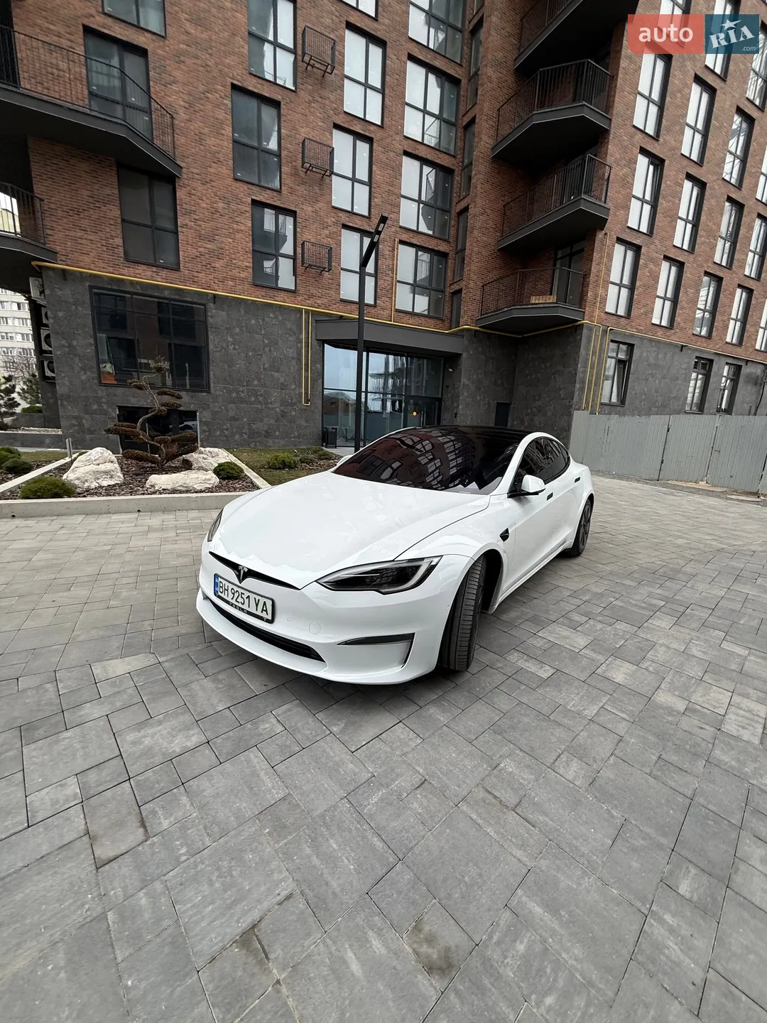 2022 Tesla Model S - мініатюра 93