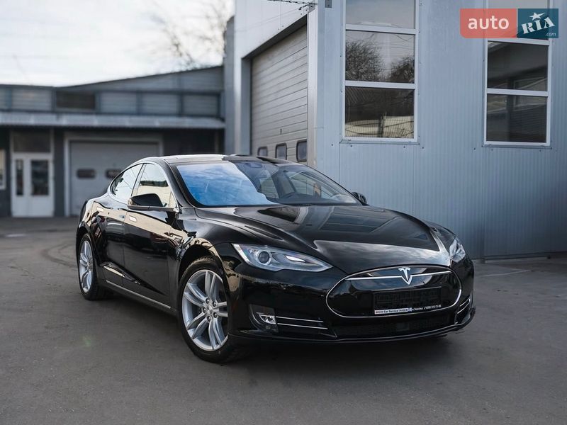 Tesla Model S 2015 Tesla Model S 2015