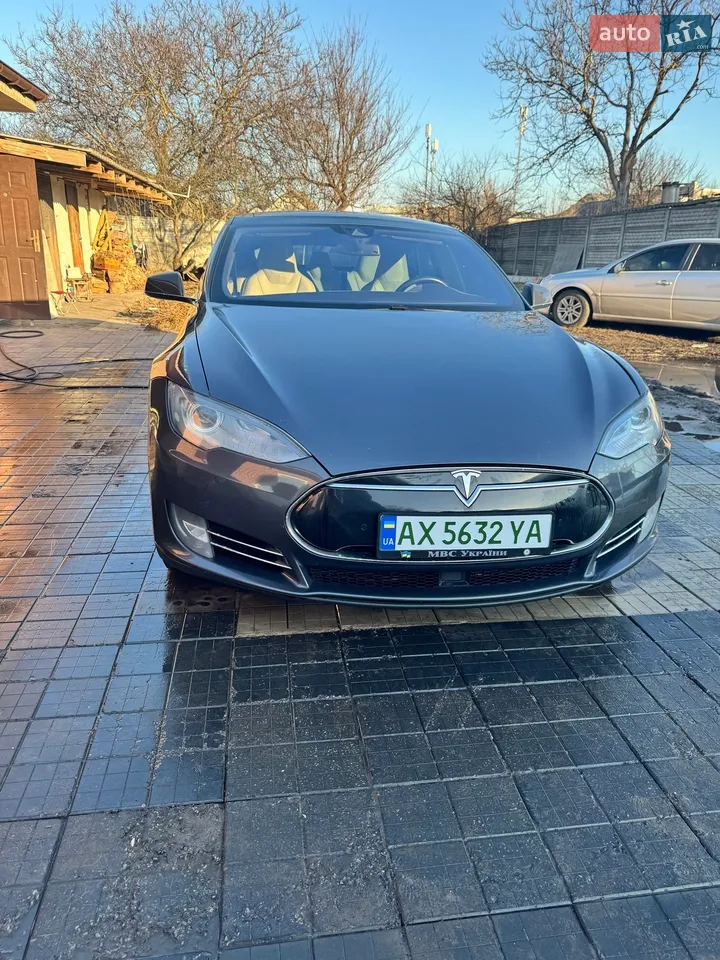 2014 Tesla Model S - мініатюра 22