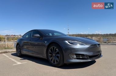 Лифтбек Tesla Model S 2020 в Кропивницком