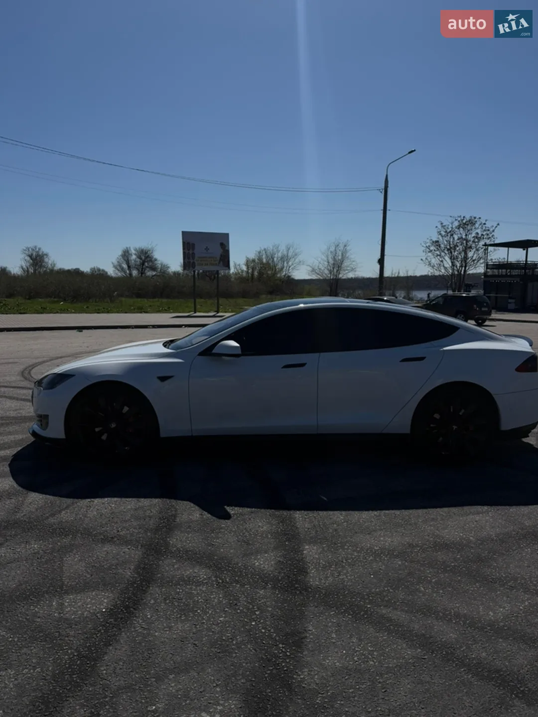 2015 Tesla Model S - мініатюра 4