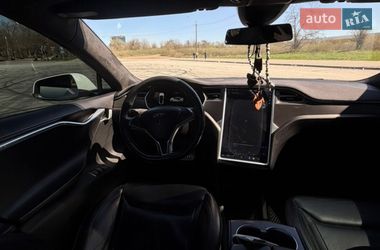 Лифтбек Tesla Model S 2015 в Запорожье