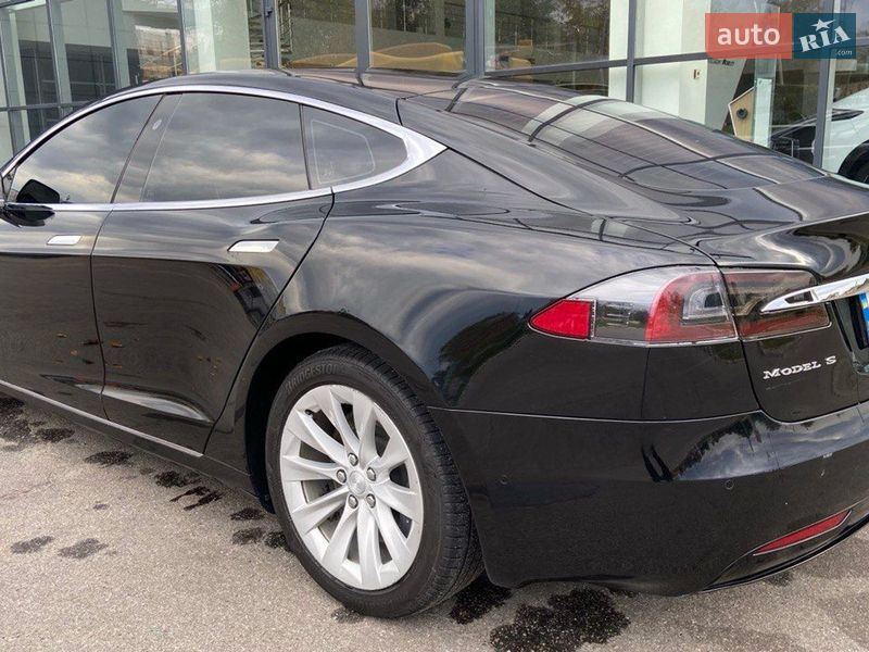 Ліфтбек Tesla Model S 2018 в Харкові фото 7 Ліфтбек Tesla Model S 2018 в Харкові