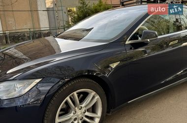 Ліфтбек Tesla Model S 2013 в Одесі