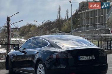 Ліфтбек Tesla Model S 2017 в Одесі