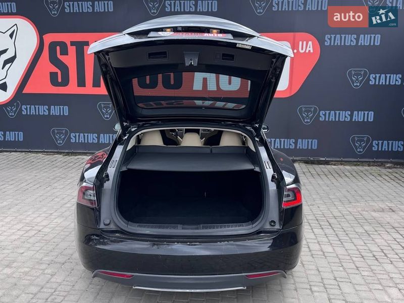 Ліфтбек Tesla Model S 2015 в Вінниці фото 11 Ліфтбек Tesla Model S 2015 в Вінниці