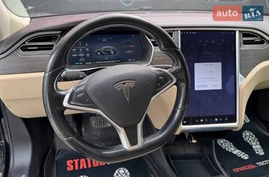 Лифтбек Tesla Model S 2015 в Виннице