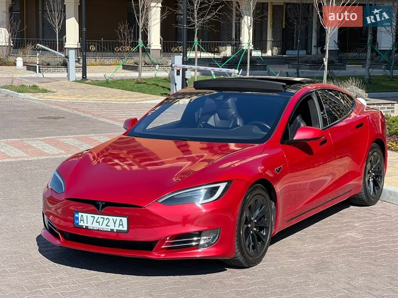 Ліфтбек Tesla Model S 2016 в Софіївській Борщагівці фото 9 Ліфтбек Tesla Model S 2016 в Софіївській Борщагівці