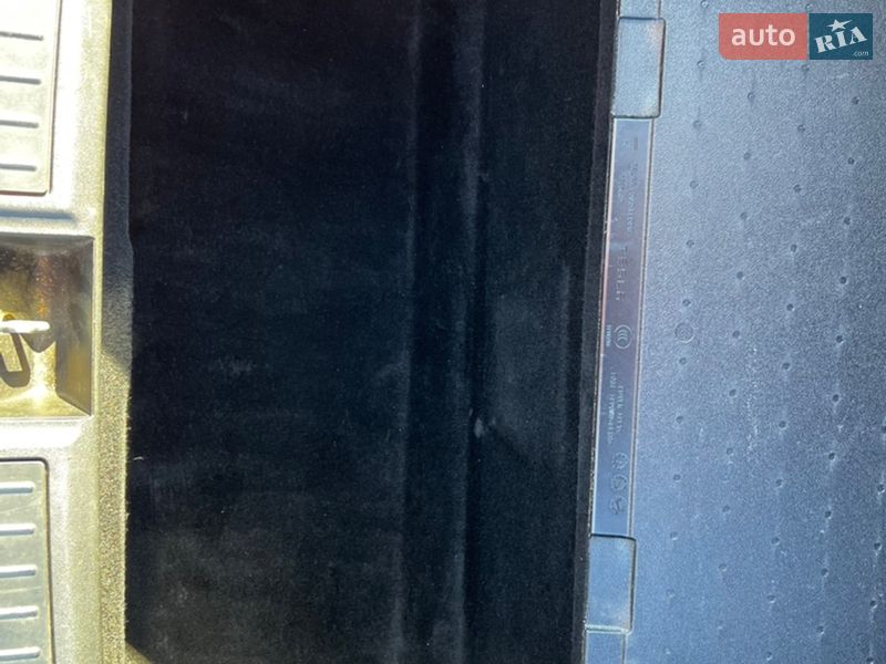 Ліфтбек Tesla Model S 2016 в Софіївській Борщагівці фото 48 Ліфтбек Tesla Model S 2016 в Софіївській Борщагівці