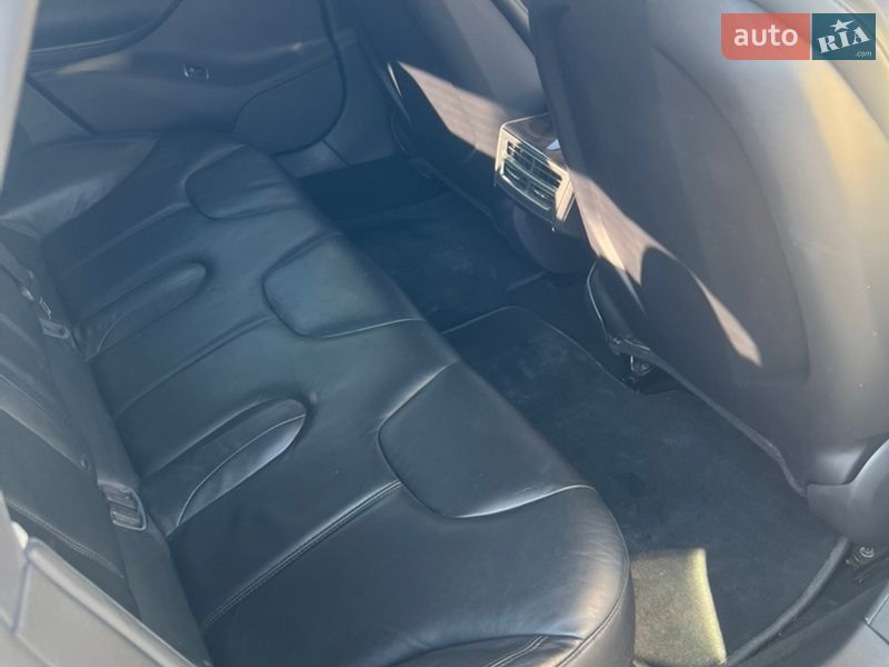 Лифтбек Tesla Model S 2013 в Луцке