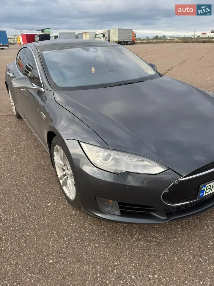 2016 Tesla Model S - мініатюра 16