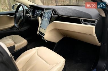 Ліфтбек Tesla Model S 2015 в Кропивницькому