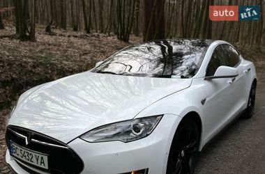 Ліфтбек Tesla Model S 2015 в Кропивницькому