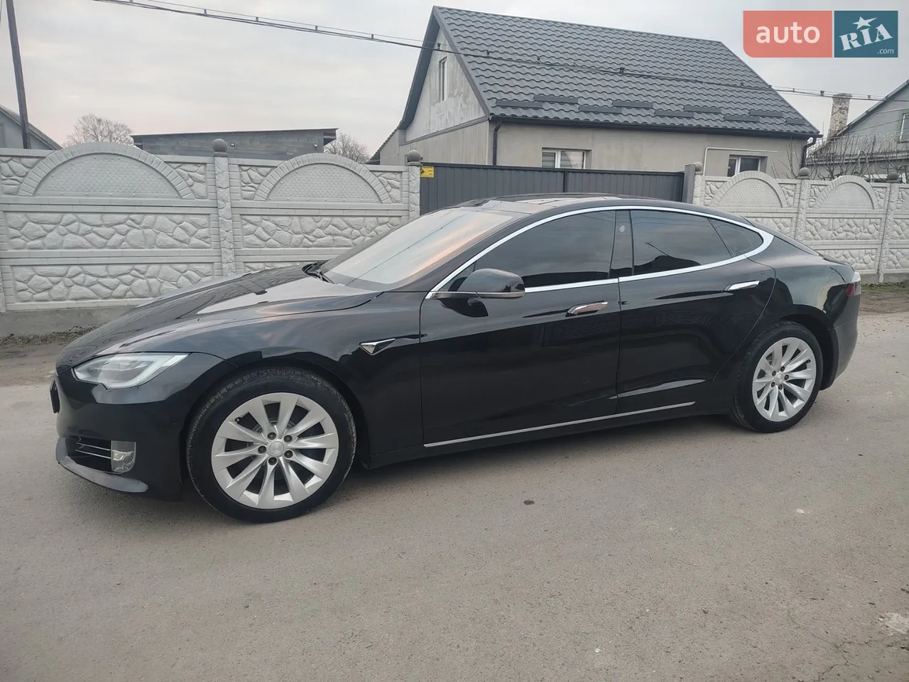 2016 Tesla Model S - мініатюра 36